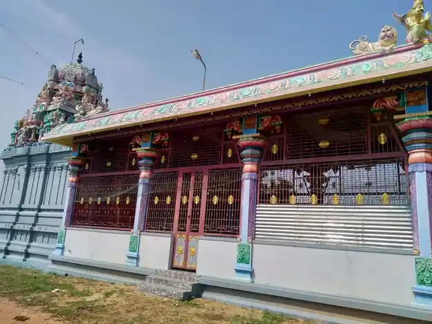 Arulmigu Pirunthavana Perumal Temple, Mandalakottai - 623315 அருள்மிகு. பிருந்தாவனப் பெருமாள் திருக்கோயில், Mandalakottai - 623315, Ramanathapuram - Ancient Temple Architecture and History Image 4