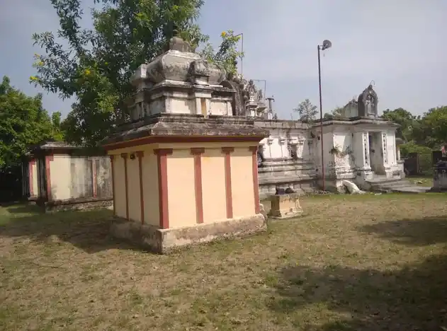 Arulmigu Pitcheeswarar Temple, Mavalavadi - 604406 அருள்மிகு பிட்சீஸ்வரர் திருக்கோயில், Mavalavadi - 604406, Tiruvannamalai - Ancient Temple Architecture and History Image 4