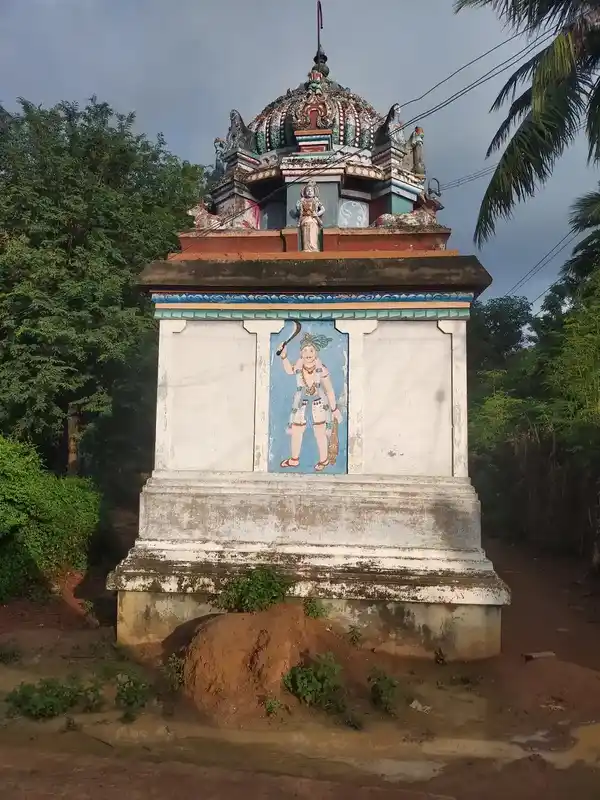 Arulmigu Pitchiayyan And Munnadiyan Temple, Vandayar Iruppu, Orathanad - 614019 Arulmigu Pitchiayyan and Munnadiyan Temple, வான்டயார் இருப்பு, ஒரத்தனாடு - 614019, Thanjavur - Ancient Temple Architecture and History Image 4