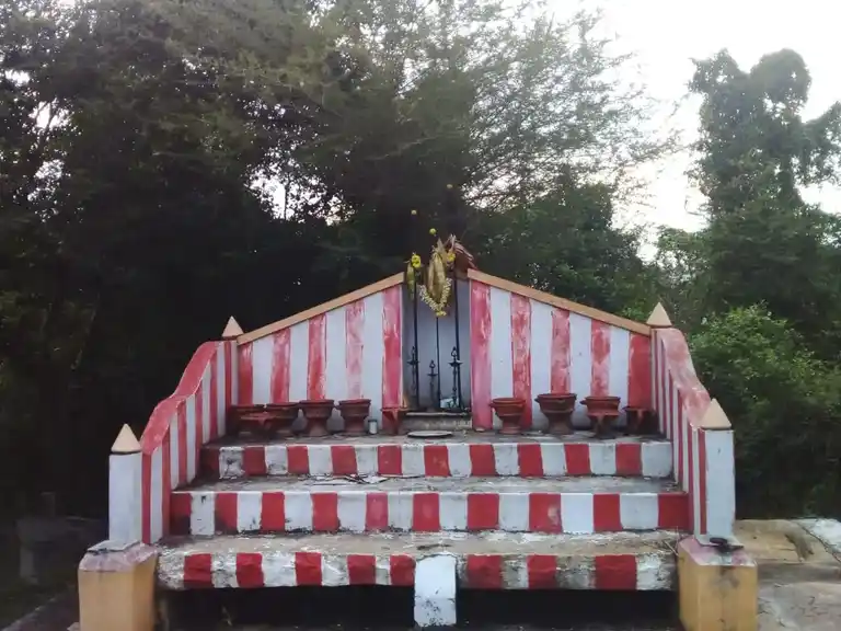 Arulmigu Pithavur Ayyanar Temple, Sempoothi - 622401 அருள்மிகு பிதாவூர் அய்யனார் திருக்கோயில், Sempoothi - 622401, Pudukkottai - Ancient Temple Architecture and History Image 3