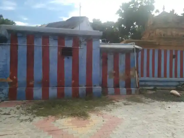 Arulmigu Poisollamaiyan Temple, Tholappampannai - 628619 அருள்மிகு பொய்சொல்லா மெய்யன்சாஸ்தா திருக்கோயில், Tholappampannai - 628619, Thoothukudi - Ancient Temple Architecture and History Image 2