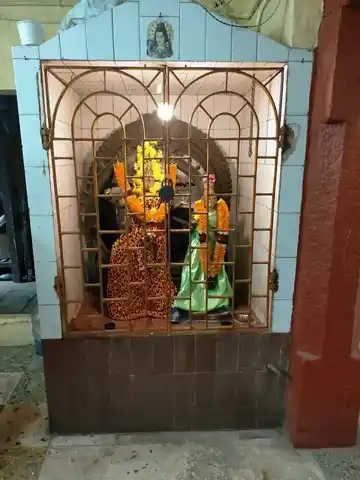 Arulmigu Poiya Vara Sidhi Vinayagar Temple, Alwarpet, Chennai - 600018 அருள்மிகு பொய்யா வரசித்தி விரநயகர் திருக்கோயில், ஆழ்வார்பேட்டை, சென்னை - 600018, Chennai - Ancient Temple Architecture and History Image 3