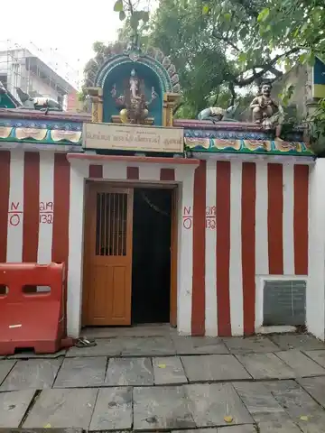 Arulmigu Poiya Vara Sidhi Vinayagar Temple, Alwarpet, Chennai - 600018 அருள்மிகு பொய்யா வரசித்தி விரநயகர் திருக்கோயில், ஆழ்வார்பேட்டை, சென்னை - 600018, Chennai - Ancient Temple Architecture and History Image 8