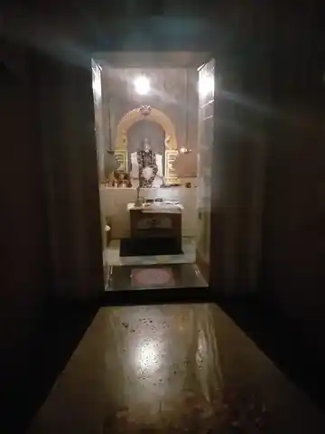 Arulmigu Poiya Vara Sidhi Vinayagar Temple, Alwarpet, Chennai - 600018 அருள்மிகு பொய்யா வரசித்தி விரநயகர் திருக்கோயில், ஆழ்வார்பேட்டை, சென்னை - 600018, Chennai - Ancient Temple Architecture and History Image 9