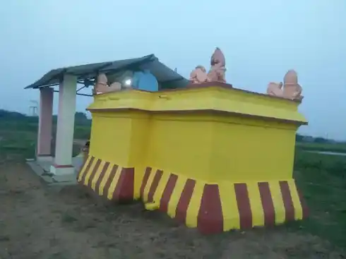 Arulmigu Poiyaamaniyamman Temple, Siruvallur - 631552 அருள்மிகு பொய்யாமணியம்மன் திருக்கோயில், சிறுவள்ளூர் - 631552, Kancheepuram - Ancient Temple Architecture and History Image 5