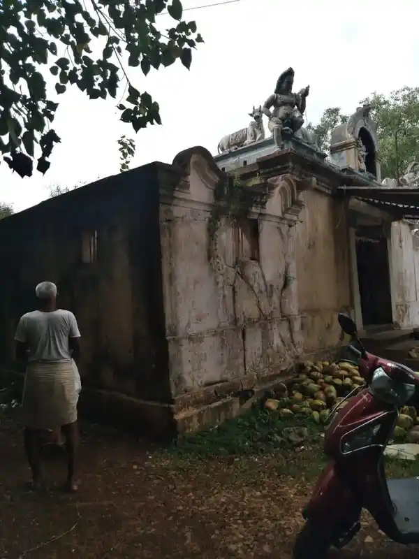 Arulmigu Poiyatha Vinayagar Temple, Azhiyur - 611117 அருள்மிகு பொய்யாத விநாயகர் வகையறா திருக்கோயில், Azhiyur - 611117, Nagapattinam - Ancient Temple Architecture and History Image 3