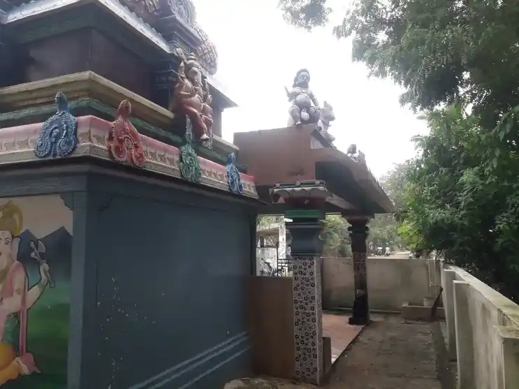 Arulmigu Poiyatha Vinayagar Temple, Ponmasanalloor - 609103 அருள்மிகு பொய்யா விநாயகர் திருக்கோயில்,  - 609103, Mayiladuthurai - Ancient Temple Architecture and History Image 4