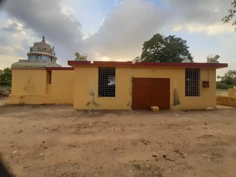 Arulmigu Pongaluramman Temple, Soorianallur - 638703 அருள்மிகு பொங்காநல்லூர் அம்மன் திருக்கோயில், Soorianallur - 638703, Tiruppur - Ancient Temple Architecture and History Image 2