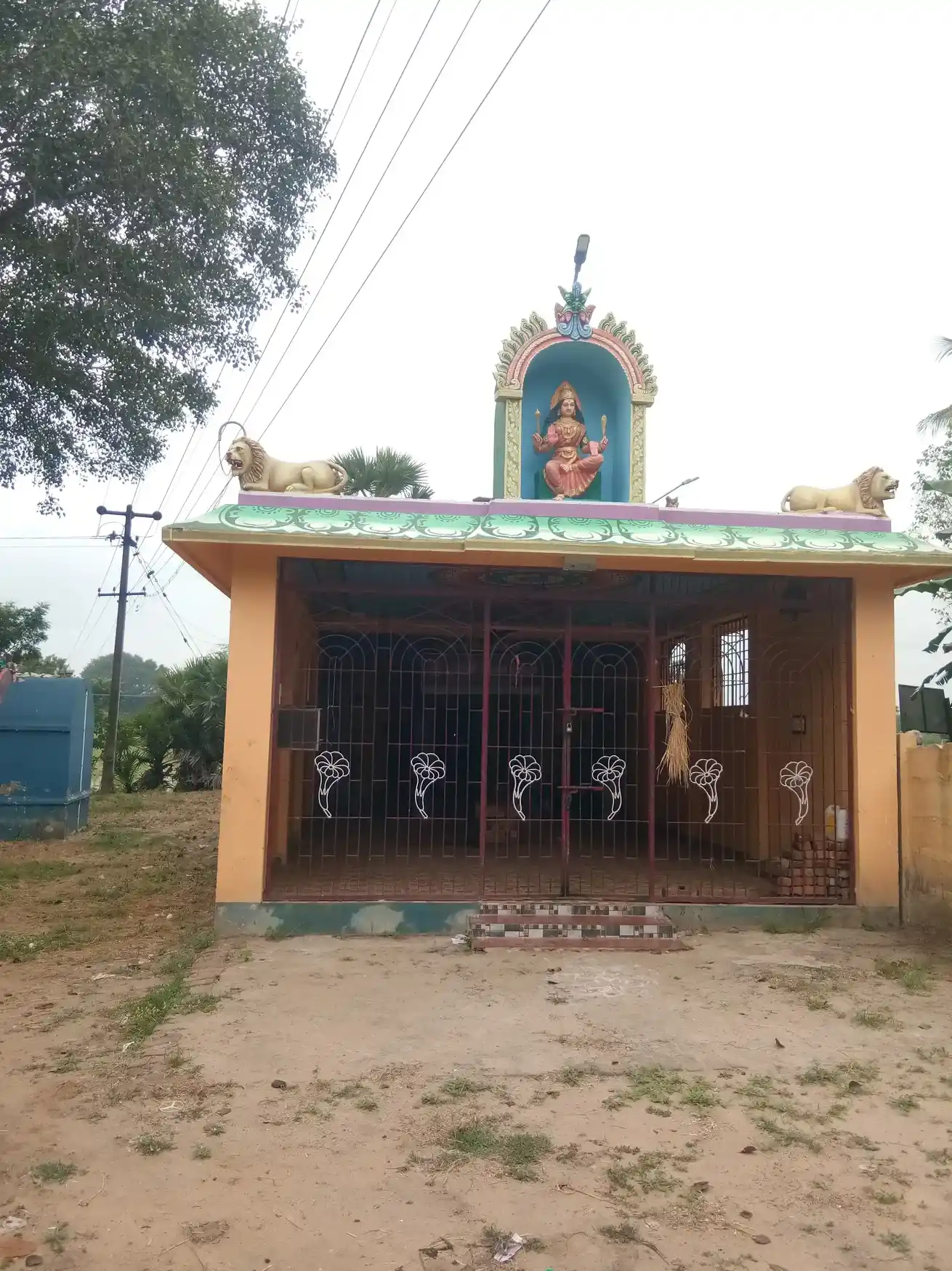 Arulmigu Ponimani Kathayiyamman Temple, Devarayan Pettai - 614204