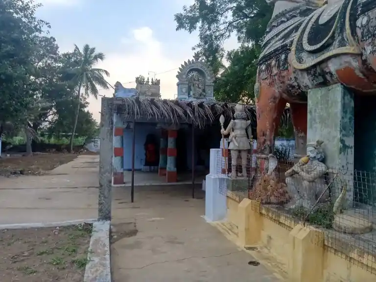 Arulmigu Ponkaliamman Temple, Minnampalli - 637019 அருள்மிகு பொங்காளியம்மன் திருக்கோயில், Minnampalli - 637019, Namakkal - Ancient Temple Architecture and History Image 5
