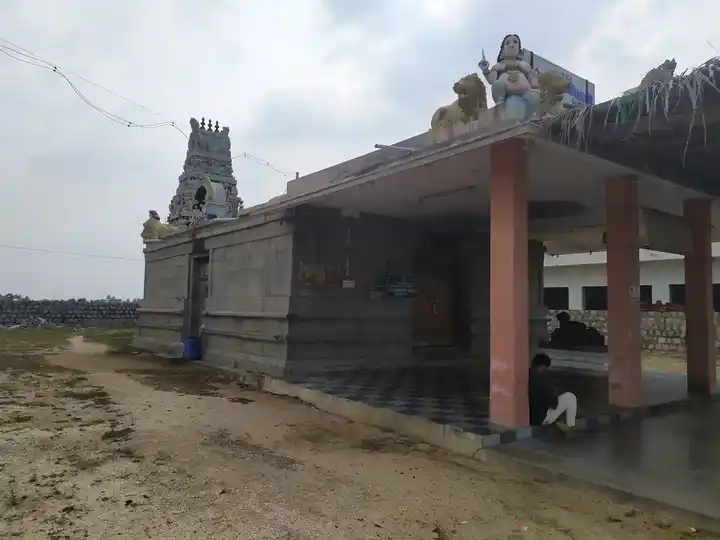 Arulmigu Ponkaliyamman, Mariyamman Temple, Elanthakuttai - 638008 அருள்மிகுபொன்காளியம்மன்மற்றும்மாரியம்மன் திருக்கோயில், Elanthakuttai - 638008, Namakkal - Ancient Temple Architecture and History Image 3