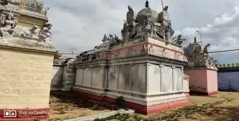 Arulmigu Ponmalaiyandavar Temple, Kondaiyampalayam, Sathyamangalam - 638402 அருள்மிகு பொன்மலையாண்டவர் திருக்கோயில், Kondaiyampalayam, Sathyamangalam - 638402, Erode - Ancient Temple Architecture and History Image 4