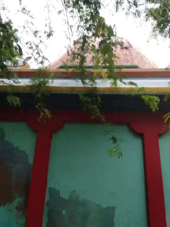 Arulmigu Ponmani Vinayagar Temple, Keezhakavaanur, Keezhakavaanur - 623630 அருள்மிகு பொன்மணி வினாயகர் திருக்கோயில், கீழக்காவனூர், கீழக்காவனூர் - 623630, Ramanathapuram - Ancient Temple Architecture and History Image 3