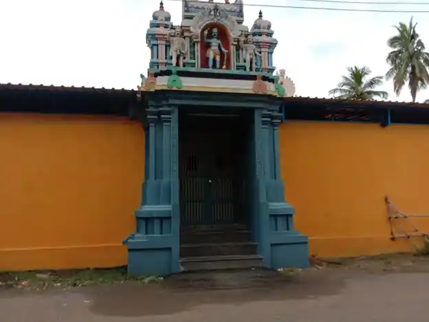 Arulmigu Ponmuthu Karuppanaswamy Temple, Murugur - 621008 அருள்மிகு பொன்முத்துகருப்பன்னசாமி திருக்கோயில், Murugur - 621008, Thiruchirappalli - Ancient Temple Architecture and History Image 4