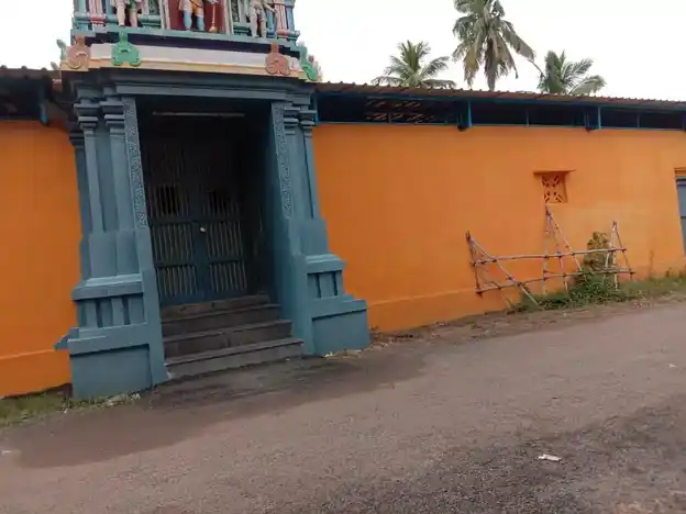 Arulmigu Ponmuthu Karuppanaswamy Temple, Murugur - 621008 அருள்மிகு பொன்முத்துகருப்பன்னசாமி திருக்கோயில், Murugur - 621008, Thiruchirappalli - Ancient Temple Architecture and History Image 5
