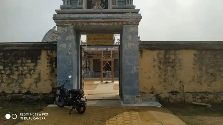 Arulmigu Ponnachiammn Temple, Kavilipalayam, Lakkamanayakkanpatty - 638111 அருள்மிகு பொன்னாச்சியம்மன் திருக்கோயில், காவலிபாளையம், லக்கமநாயக்கன்பட்டி - 638111, Tiruppur - Ancient Temple Architecture and History Image 2