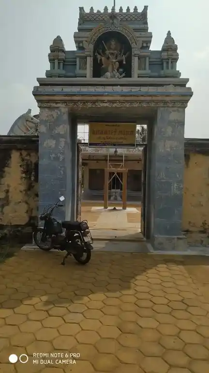 Arulmigu Ponnachiammn Temple, Kavilipalayam, Lakkamanayakkanpatty - 638111 அருள்மிகு பொன்னாச்சியம்மன் திருக்கோயில், காவலிபாளையம், லக்கமநாயக்கன்பட்டி - 638111, Tiruppur - Ancient Temple Architecture and History Image 4