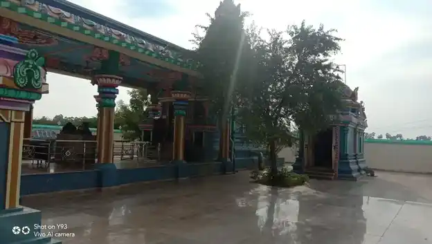 Arulmigu Ponnachiyamman Temple, Eesanur - 630557 Arulmigu Ponnachiyamman Temple, Eesanur - 630557, Sivagangai - Ancient Temple Architecture and History Image 7