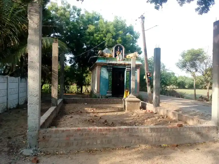Arulmigu Ponnamman And Kaliyamman Temple, Aayapadi - 609304 அருள்மிகு பொன்னம்மன் மற்றும் காளியம்மன் திருக்கோயில், Ayyapadi - 609304, Mayiladuthurai - Ancient Temple Architecture and History Image 4