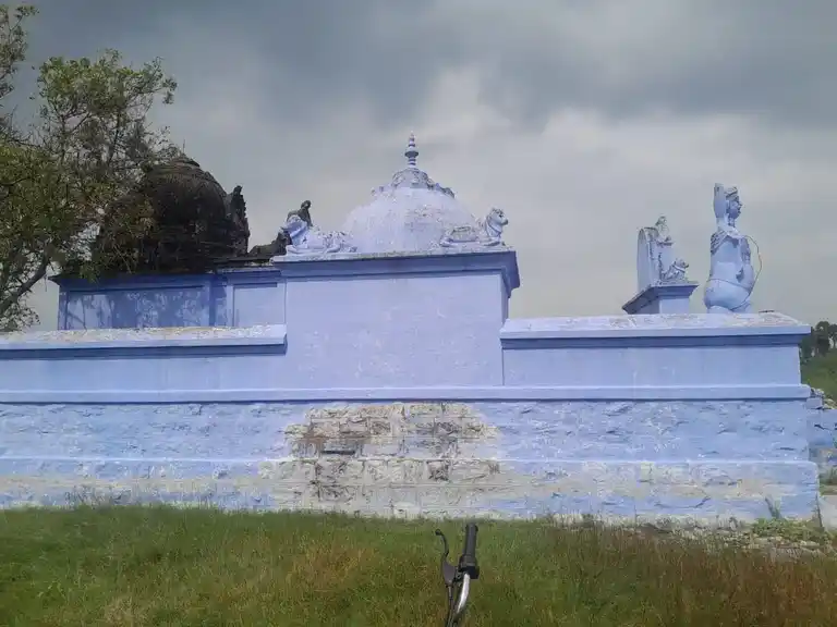 Arulmigu Ponnar Sankar Temple, Chennamanayakanpatti - 624001 அருள்மிகு பொன்னர்சங்கர் திருக்கோயில், Chennamanayakanpatti - 624001, Dindigul - Ancient Temple Architecture and History Image 8