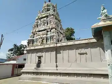 Arulmigu Ponnenthinarayana Perumal Temple, Alukkuli - 638453 அருள்மிகு பொன்னேந்தி நாராயணப்பெருமாள் திருக்கோயில், Alukkuli - 638453, Erode - Ancient Temple Architecture and History Image 3