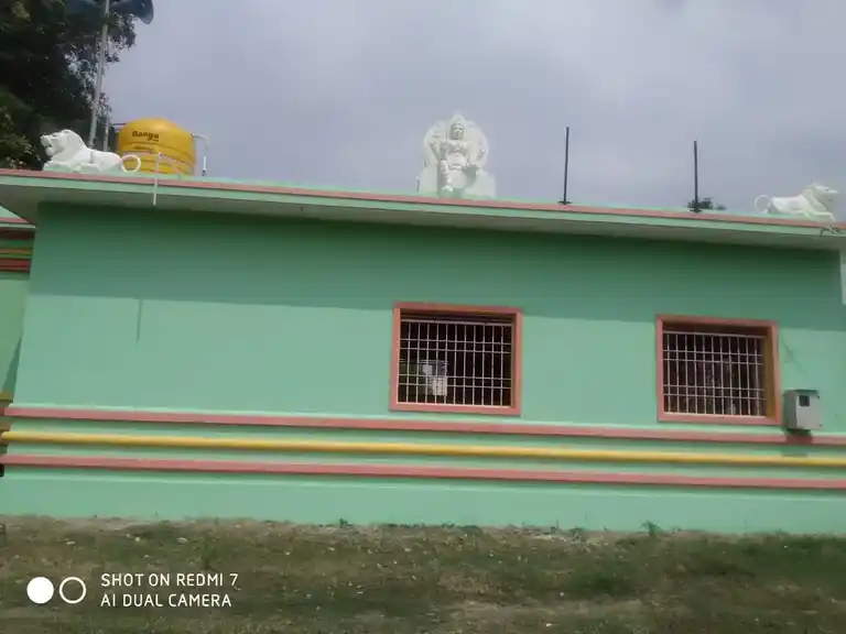 Arulmigu Ponniamman Mariamman Temple, Mukkalnaickenahalli - 636704 அருள்மிகு பொன்னியம்மன், மாரியம்மன் திருக்கோயில், Mukkalnaickenahalli - 636704, Dharmapuri - Ancient Temple Architecture and History Image 3