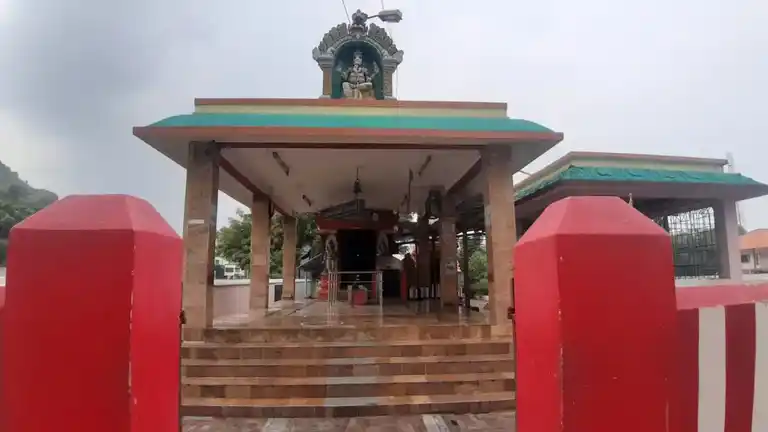 Arulmigu Ponniamman Olakkan Vinayagar Temple, Pillaiyarkuppam, Vellore - 632009 அருள்மிகு ஓலைக்கண் விநாயகர் திருக்கோயில், பிள்ளையார் குப்பம், வேலூர் - 632009, Vellore - Ancient Temple Architecture and History Image 3