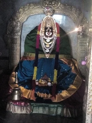Arulmigu Ponniamman Temple, Amburpet, Vaniyambadi - 635751 அருள்மிகு பொன்னியம்மன் திருக்கோயில், அம்பூர்பேட்டை, வாணியம்பாடி - 635751, Thirupathur - Ancient Temple Architecture and History Image 7