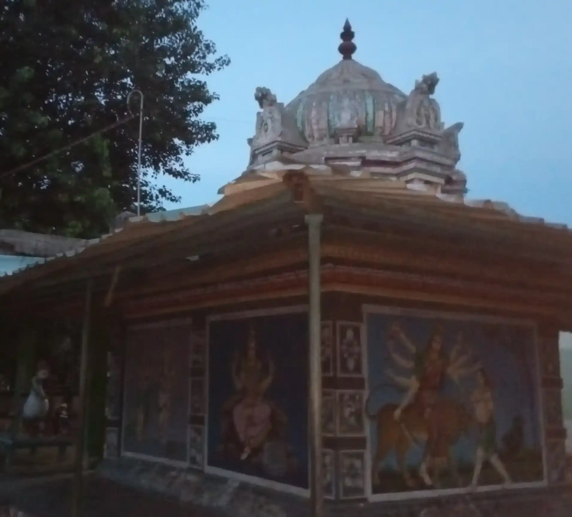 Arulmigu Ponniamman Temple, Karakkottai - 614019 அருள்மிகு பொன்னியம்மன் திருக்கோயில், Karakkottai - 614019, Thiruvarur - Ancient Temple Architecture and History Image 2