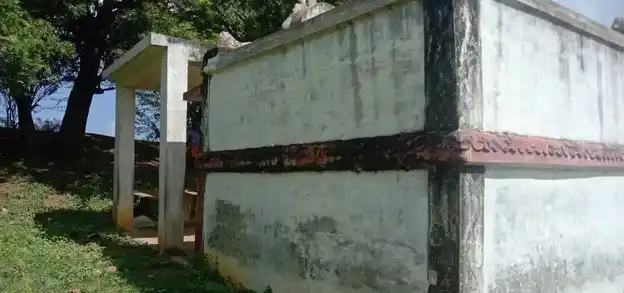 Arulmigu Ponniamman Temple, Out Side The Village, Mylapure - 602001 அருள்மிகு பொன்னியம்மன் திருக்கோயில், Out Side The Village, Mylapure - 602001, Tiruvallur - Ancient Temple Architecture and History Image 3