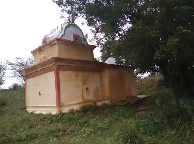 Arulmigu Ponniamman Temple, Sivanthangal - 604408 அருள்மிகு பொன்னியம்மன் திருக்கோயில், Sivanthangal - 604408, Tiruvannamalai - Ancient Temple Architecture and History Image 4