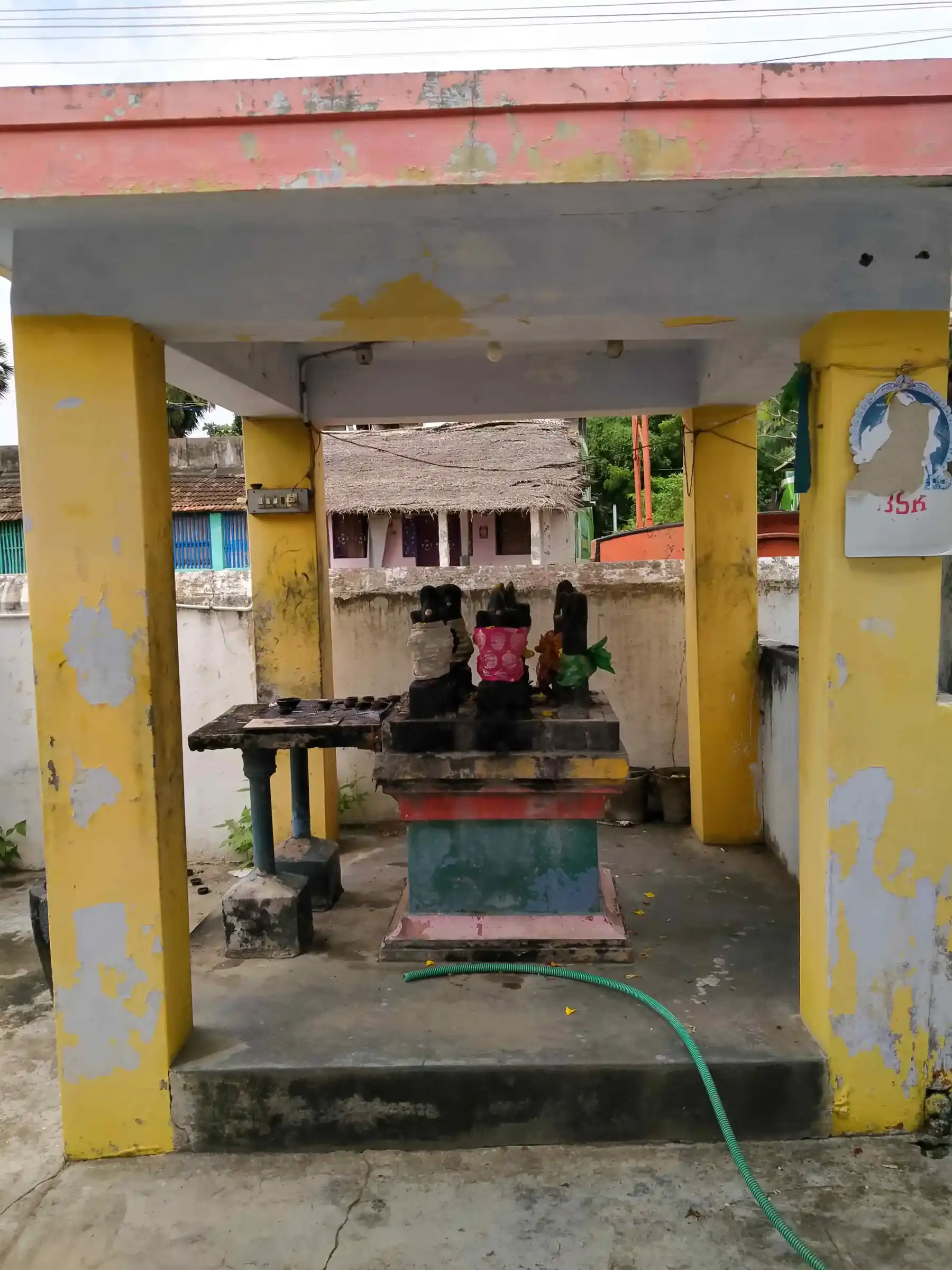 Arulmigu Ponnivinayagar Temple, Ponkadu - 614804 அருள்மிகு பொன்னிவிநாயகர் திருக்கோயில், Ponkadu - 614804, Thanjavur - Ancient Temple Architecture and History Image 3