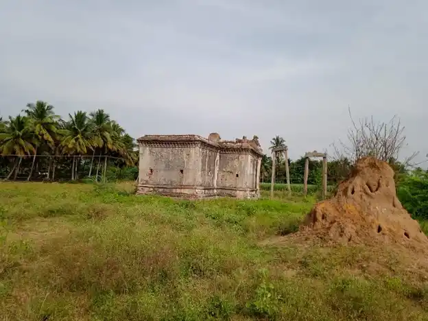Arulmigu Ponniyamman Temple, Jakkupatti - 635202 அருள்மிகு பொன்னியம்மன் திருக்கோயில், Jakkupatti - 635202, Dharmapuri - Ancient Temple Architecture and History Image 4