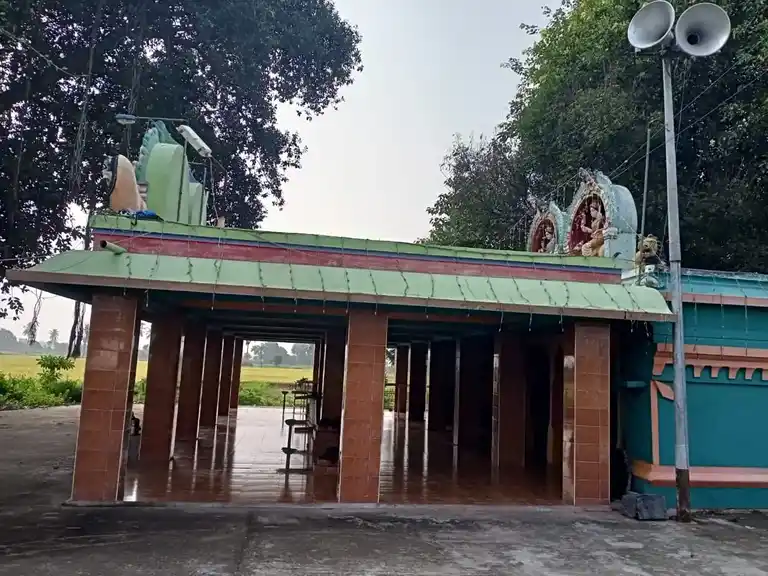 Arulmigu Ponniyamman Temple, Keevenkatapuram - 631001 அருள்மிகு பொன்னியம்மன் திருக்கோயில், கீழ்வெங்டாபுரம் - 631001, Ranipet - Ancient Temple Architecture and History Image 5