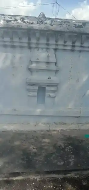 Arulmigu Ponniyamman Temple, Kunnichi - 635602 அருள்மிகு பொன்னியம்மன் திருக்கோயில், குனிச்சி - 635602, Thirupathur - Ancient Temple Architecture and History Image 3