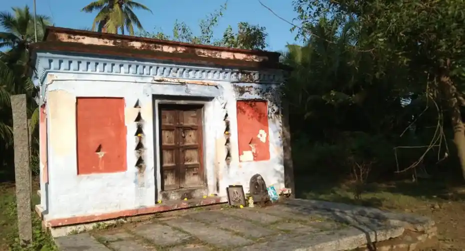 Arulmigu Ponniyamman Temple, Pattu - 632601 அருள்மிகு பொன்னியம்மன் திருக்கோயில், பட்டு - 632601, Vellore - Ancient Temple Architecture and History Image 4