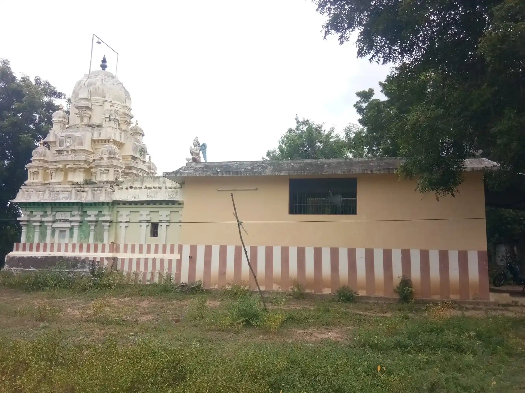 Arulmigu Ponniyamman Temple, Ponmonmeintha Nallur, Papanasam - 614204