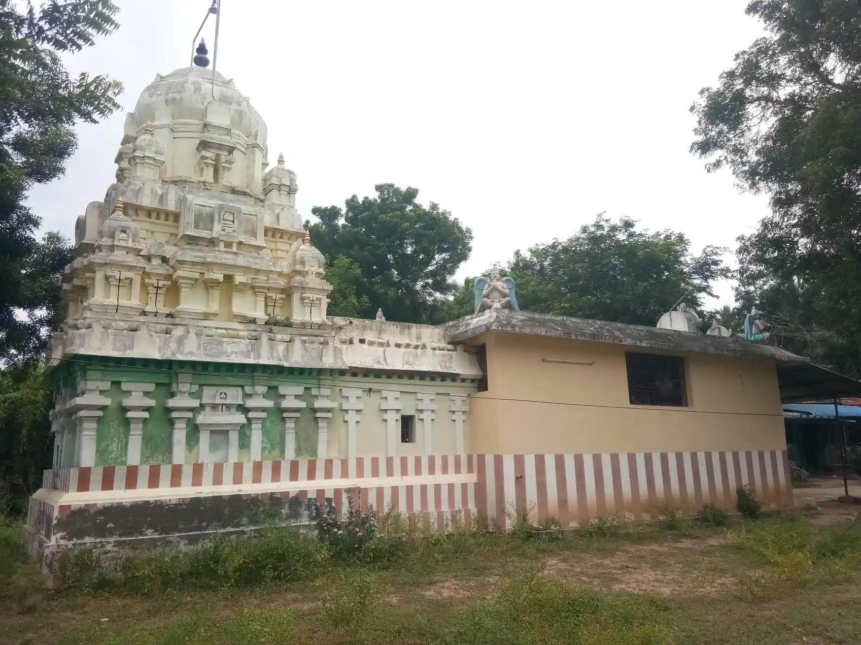 Arulmigu Ponniyamman Temple, Ponmonmeintha Nallur, Papanasam - 614204 அருள்மிகு பொன்னியம்மன் திருக்கோயில், பொன்மொன்மெய்ந்த நல்லூர், பாபநாசம் - 614204, Thanjavur - Ancient Temple Architecture and History Image 3