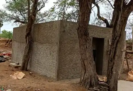 Arulmigu Ponniyamman Temple, Thoppadikuppam - 635206 Arulmigu Ponniyamman Temple, Thoppadikuppam - 635206, Krishnagiri - Ancient Temple Architecture and History Image 3