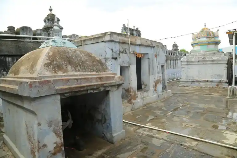 Arulmigu Ponsoleswarar Temple, Pazhamgarai, Avinashi - 641652 அருள்மிகு பொன்சோழீஸ்வரர் திருக்கோயில், Pazhamgarai, Avinashi - 641652, Tiruppur - Ancient Temple Architecture and History Image 7