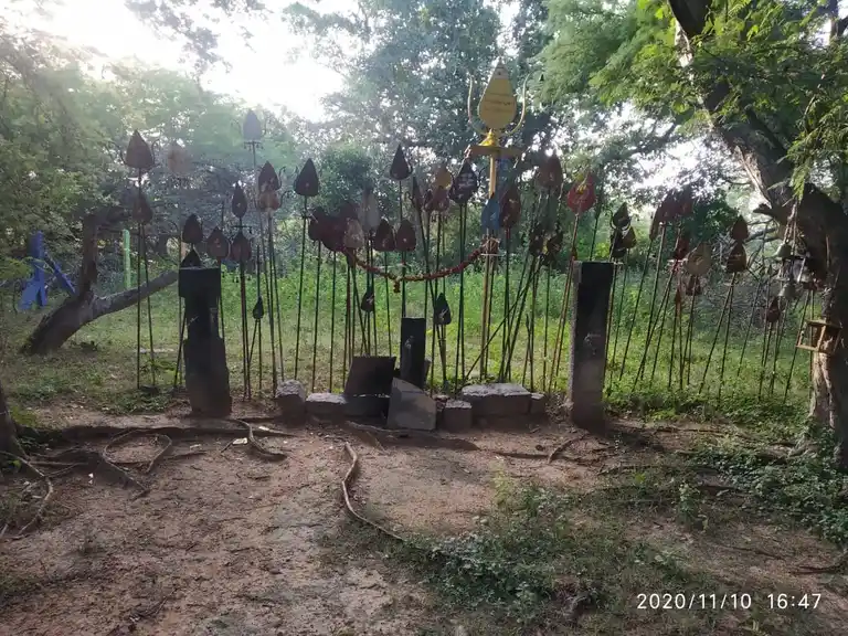 Arulmigu Poochiyar Temple, Kodumbapatti - 621305 Temple
