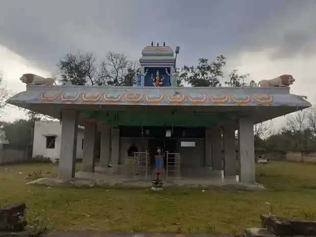 Arulmigu Poogavanathamman Temple, Narsampatti - 635901 அருள்மிகு பூங்காவனத்தம்மன் திருக்கோயில், நார்சாம்பட்டி - 635901, Thirupathur - Ancient Temple Architecture and History Image 2