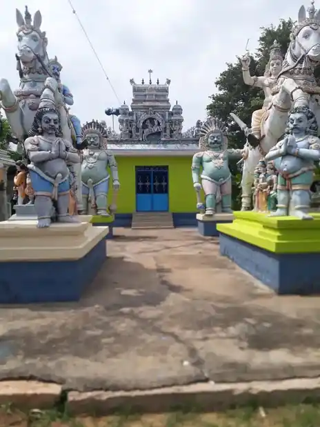 Arulmigu Poojai Ayyanar Temple, Vakudi - 630611