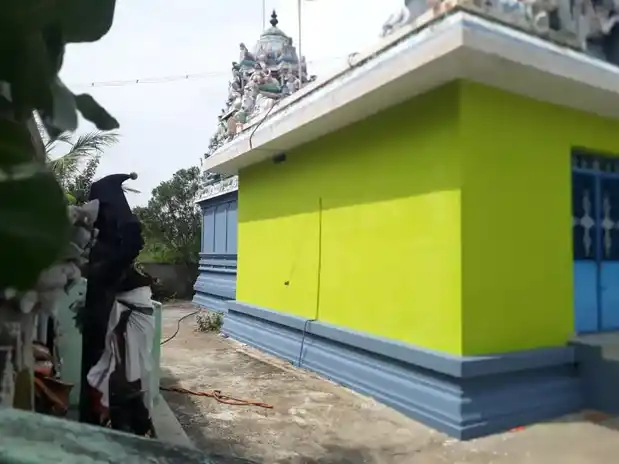 Arulmigu Poojai Ayyanar Temple, Vakudi - 630611 அருள்மிகு. பூஜை அய்யனார் திருக்கோயில், Vakudi - 630611, Sivagangai - Ancient Temple Architecture and History Image 4