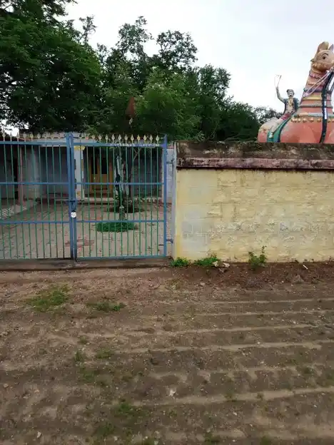 Arulmigu Poolampatti Thekamalai Ayyanar Temple, V.Periyapatti - 621305 Arulmigu Poolampatti Thekamalai Ayyanar Temple, V.Periyapatti - 621305, Thiruchirappalli - Ancient Temple Architecture and History Image 3