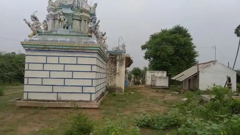 Arulmigu Poomaalai Ayyanar Temple, Seemaanur - 622504 அருள்மிகு பூமாலை அய்யனார் திருக்கோயில், Seemaanur - 622504, Pudukkottai - Ancient Temple Architecture and History Image 4