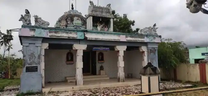 Arulmigu Poomalai Katha Ayyanar Temple, Vadavur - 611102 Arulmigu Poomalai Katha Ayyanar Temple, Vadavur - 611102, Nagapattinam - Ancient Temple Architecture and History Image 2