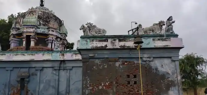 Arulmigu Poomalai Katha Ayyanar Temple, Vadavur - 611102 Arulmigu Poomalai Katha Ayyanar Temple, Vadavur - 611102, Nagapattinam - Ancient Temple Architecture and History Image 3