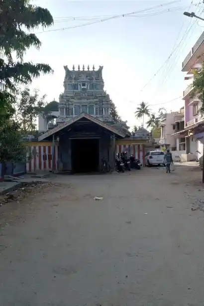 Arulmigu Poomalai Vaithiyanathar Temple, East Gate, Thanjavur - 613001