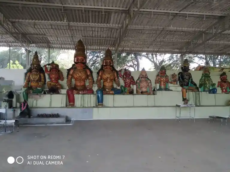 Arulmigu Poomarthu Muniyappan Temple, Illupooli, Illupooli - 638501 அருள்மிகு பூமரத்து முனியப்பன் திருக்கோயில், Illupooli, Illupooli - 638501, Erode - Ancient Temple Architecture and History Image 2